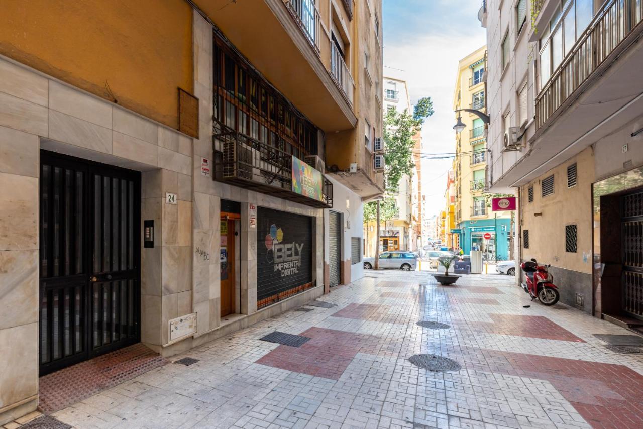Apartamento La Pampa Malaga Luaran gambar