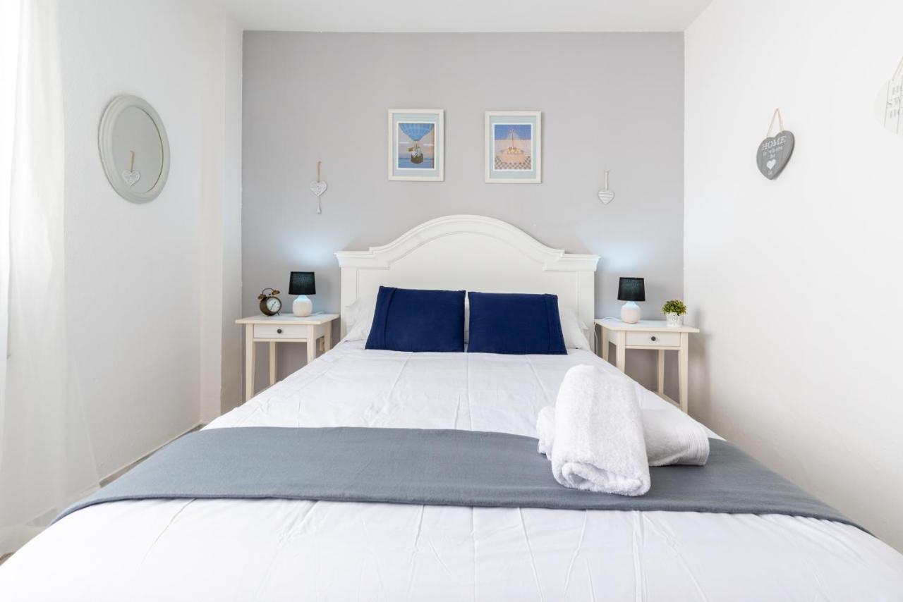 Apartamento La Pampa Malaga Luaran gambar