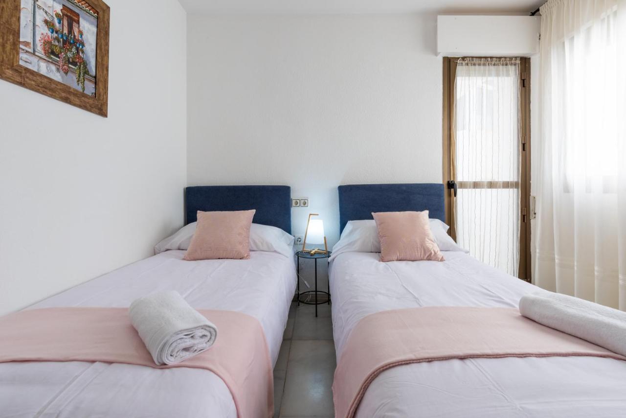 Apartamento La Pampa Malaga Luaran gambar